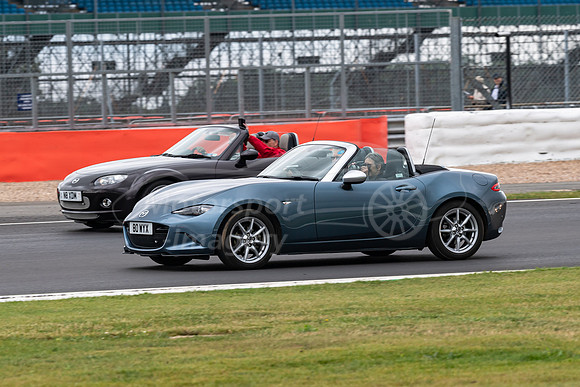 80WYX Mazda MX-5