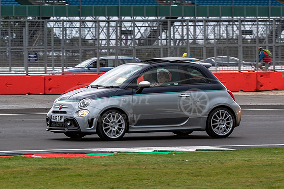 BU19CAV Fiat 500 695 Rivale Abarth