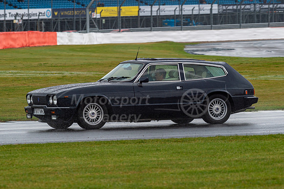 G877WHJ Reliant Scimitar