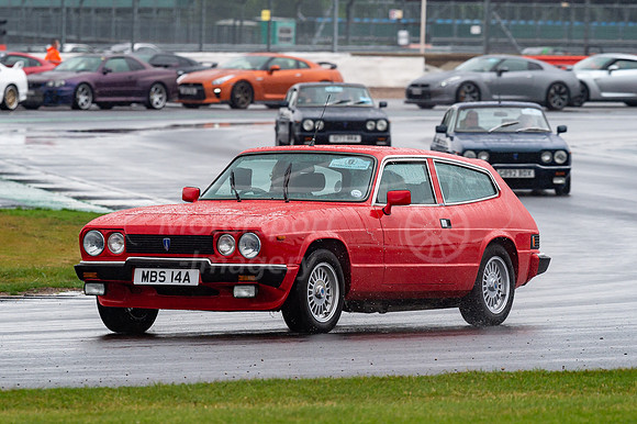 MBS14A Reliant Scimitar
