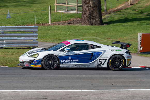 McLaren 570S GT4, Callum Pointon / Dean Macdonald