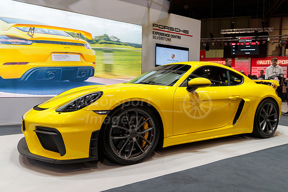 Porsche Cayman 718 GT4