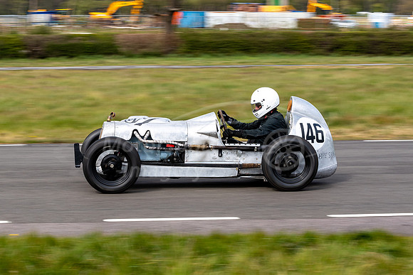 146  Peter LOXSTON, AUSTIN FIAT