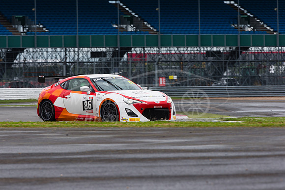 Stefan Hodgetts / Oliver Chadwick
