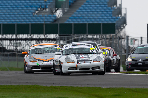 Battle of the Porsches