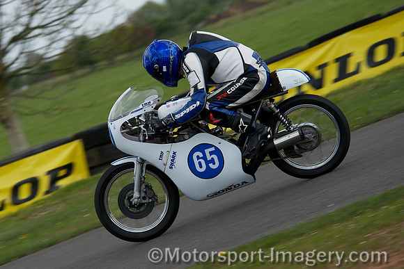Neil Ogden - Honda 350