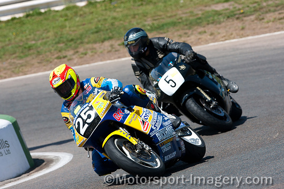 Ian Simpson - Duckhams QXR Norton Rotary