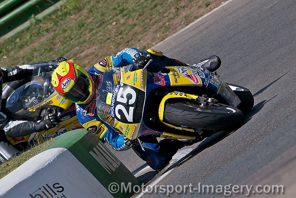 Ian Simpson - Duckhams QXR Norton Rotary