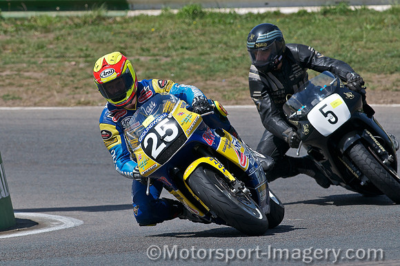 Ian Simpson - Duckhams QXR Norton Rotary