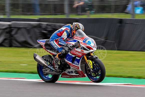 44 Gino REA   Suzuki - Buildbase Suzuki