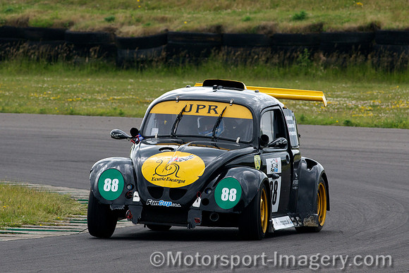 William Pembroke, James Somerton, Ecurie Escargot