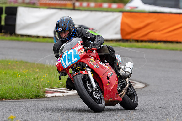 122 Nigel Race