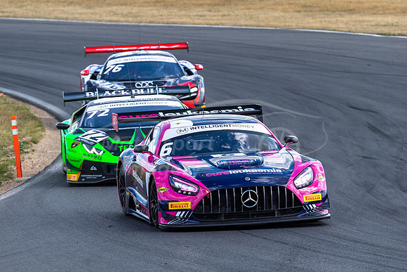 Ian Loggie / Callum MaCleod in the RAM Racing Mercedes-AMG GT3