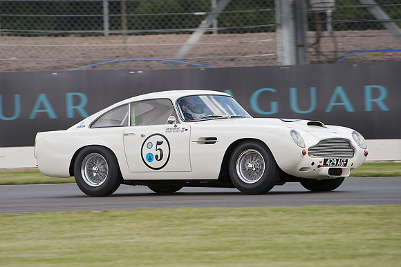 Aston Martin DB4 GT