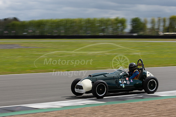 21 Ian Nuthall