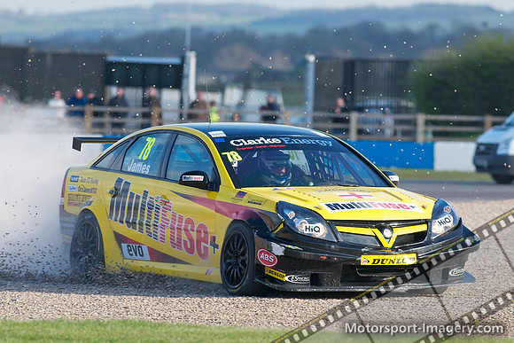 Chris James, Vauxhall Vectra