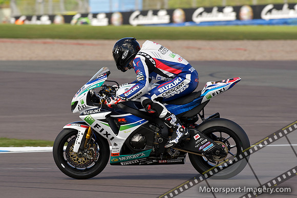 Leon Camier, Crescent FIXI Suzuki GSX-R1000