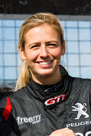 Sarah Bovy