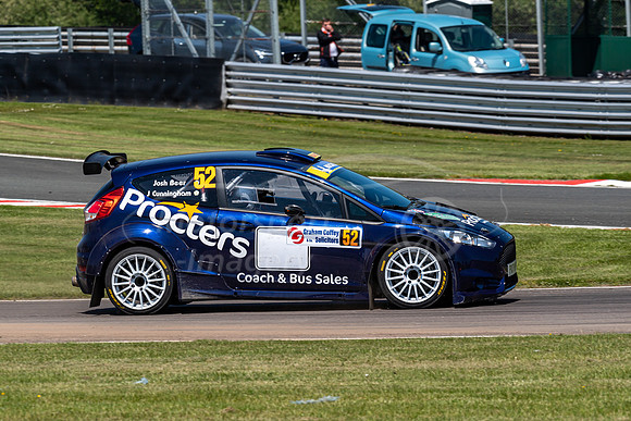 52, Joe Cunningham, Josh Beer, Ford Fiesta 2000,