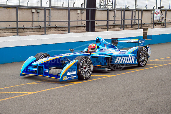 Robin Frijns