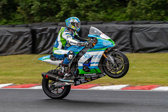 5 Dean HARRISON   Kawasaki - Silicone Engineering Racing Kawasaki 3