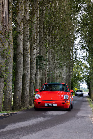OLZ 19  Porsche 911 Carrera 4