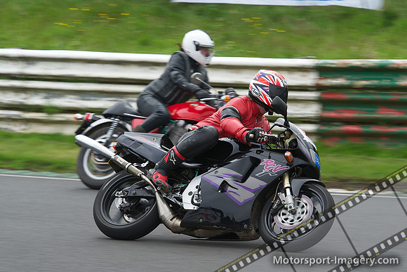 Suzuki RGVR