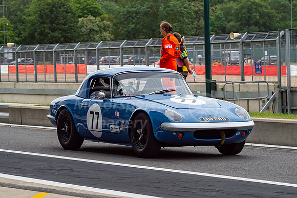 77 Robin Ellis