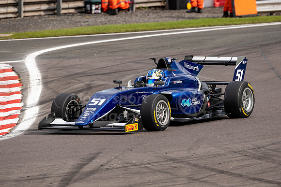 51 Zak O'SULLIVAN