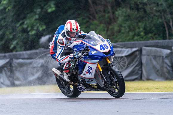 45  Scott SWANN Yamaha - IFS Team Swann Racing