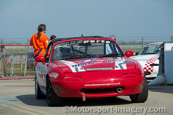 Mazda MX5  , Julian Taylor