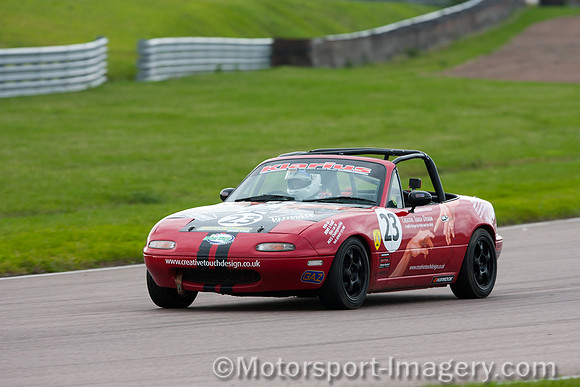 Creative Touch Design Sponsored MX5 at Rockingham