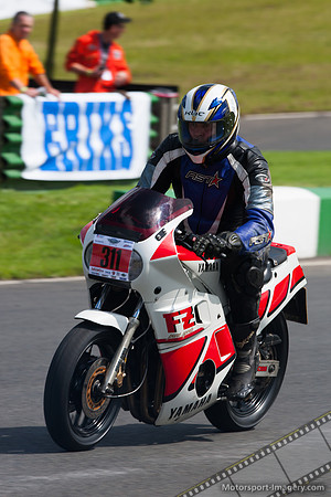 Yamaha FZ600