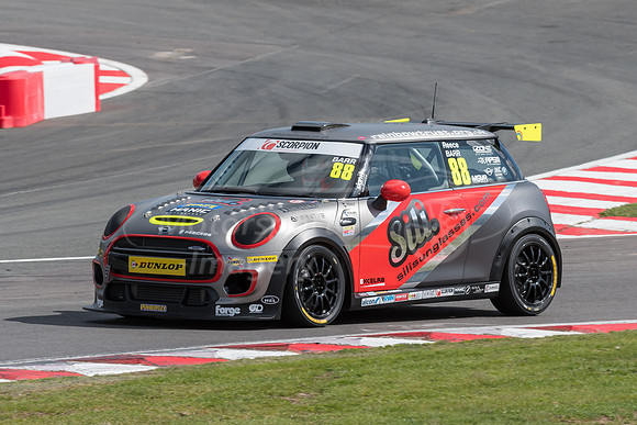 88  Reece Barr