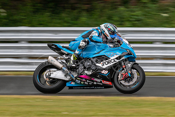 40 Joe FRANCIS   BMW - iForce Lloyd & Jones BMW