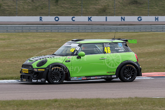 46  Stuart GIBBS