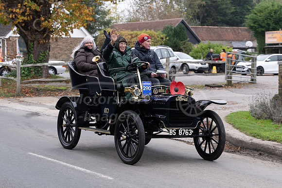 290 1904 Ford