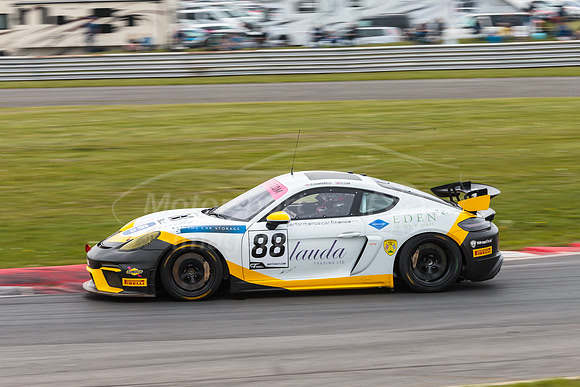 88  GT Marques - Porsche 718 Cayman GT4 Clubsport  Chris Car / D