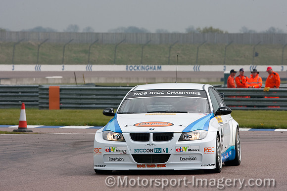 Andy Neate - BMW 320si
