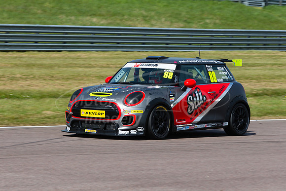 88  Reece BARR