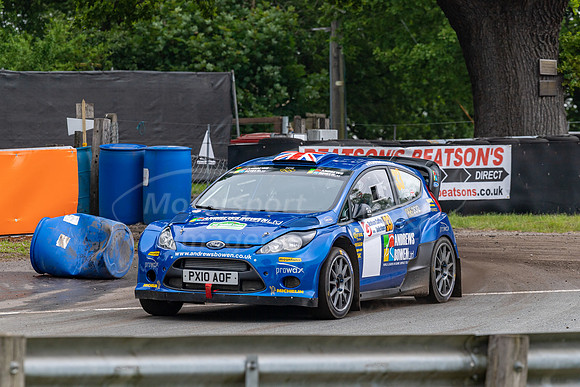 33,  John Cope, Simon Bowen, Ford Fiesta