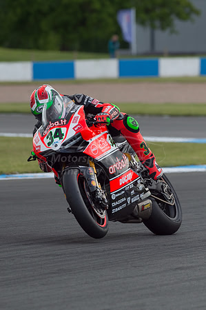 34 Davide Giugliano Ducati Panigale R Aruba.it Racing