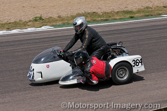 Derek Plummer - BMW R75