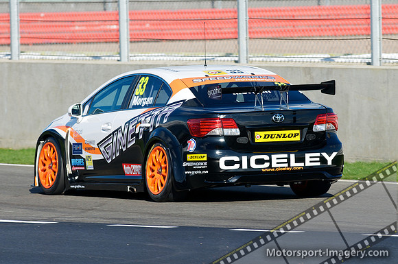 Adam Morgan, Toyota Avensis