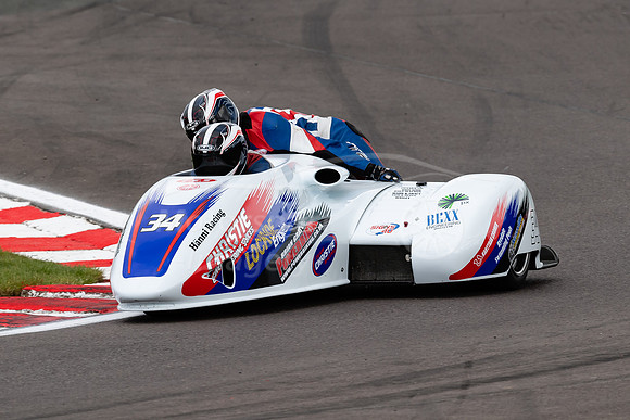 34 Christie / Christie LCR Yamaha