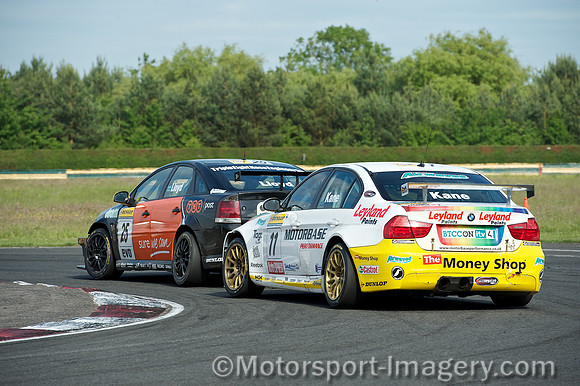 Daniel Lloyd fends off Stephen Kane