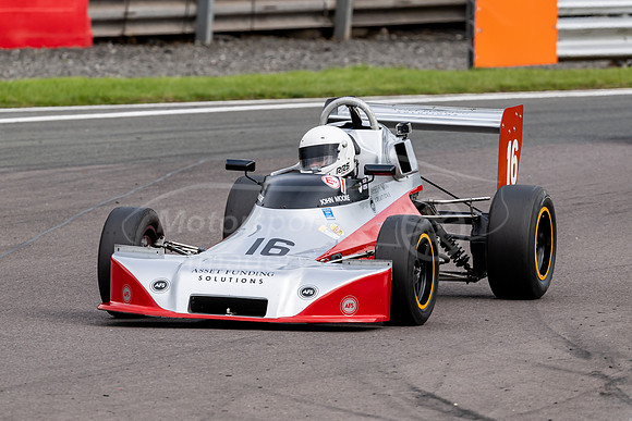 16 John Moore Delta T80