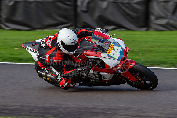 24 James Henry Yamaha
