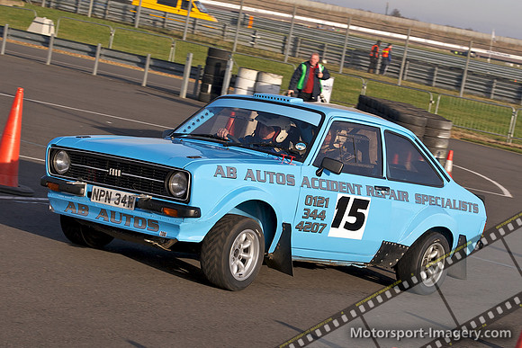 Adrian Baker / Lindsey Baker - Ford Escort