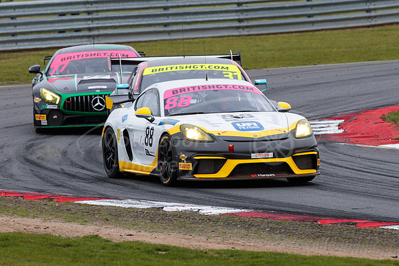 88  GT Marques - Porsche 718 Cayman GT4 Clubsport  Chris Car / D